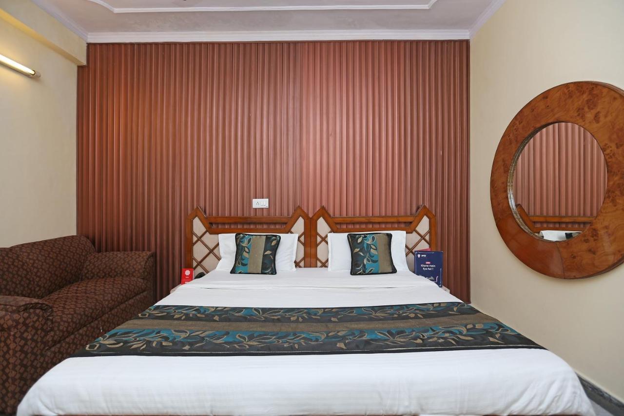 פארידבד Oyo Flagship 9554 Hotel Grand Plaza מראה חיצוני תמונה
